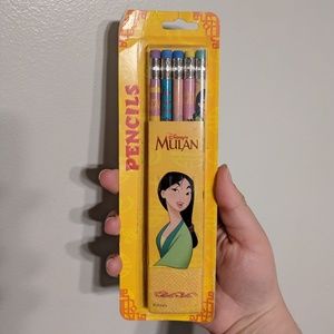 Disney Mulan Pencil Set